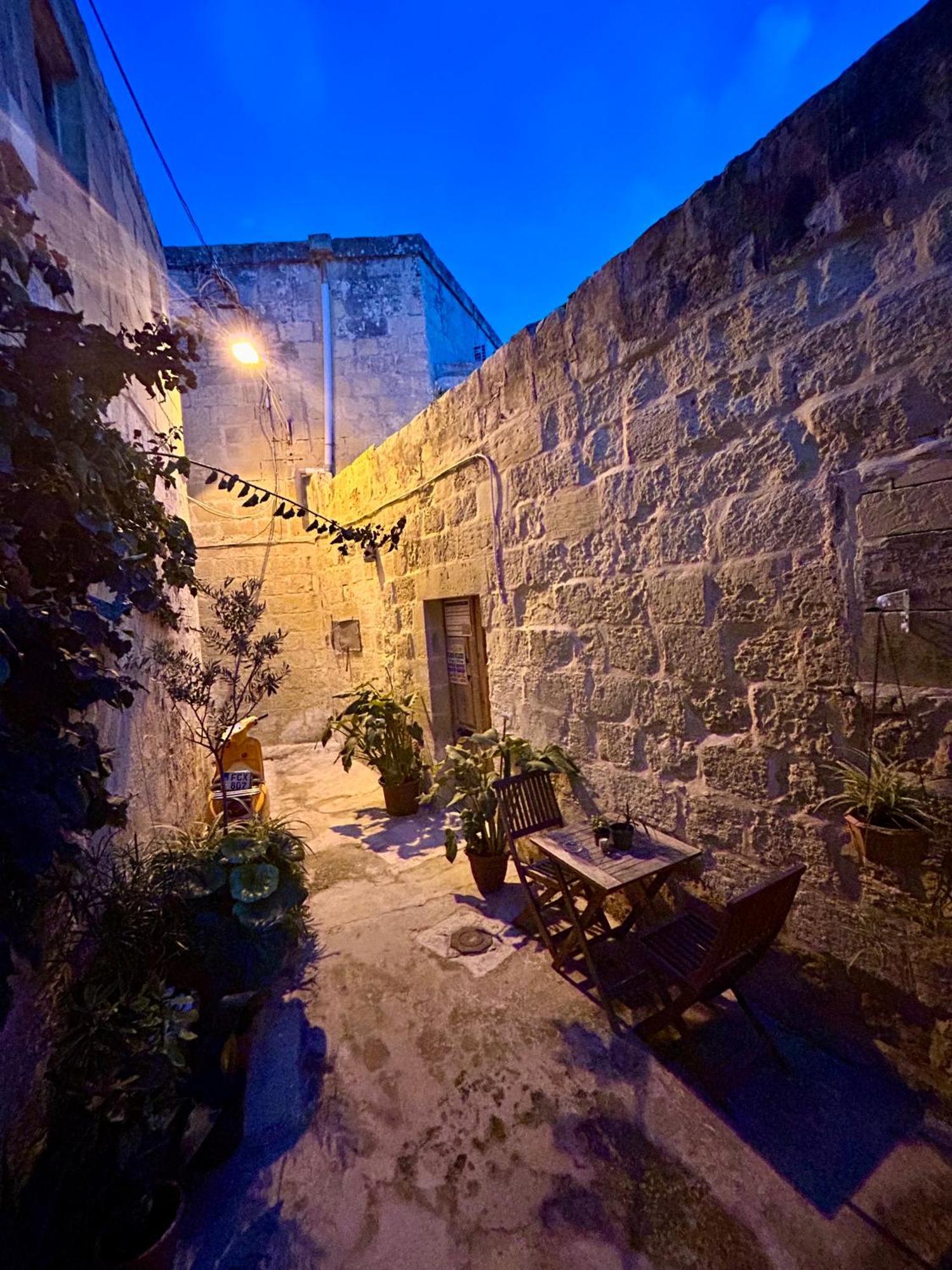 Ta Pietru Apartment Zabbar Bagian luar foto